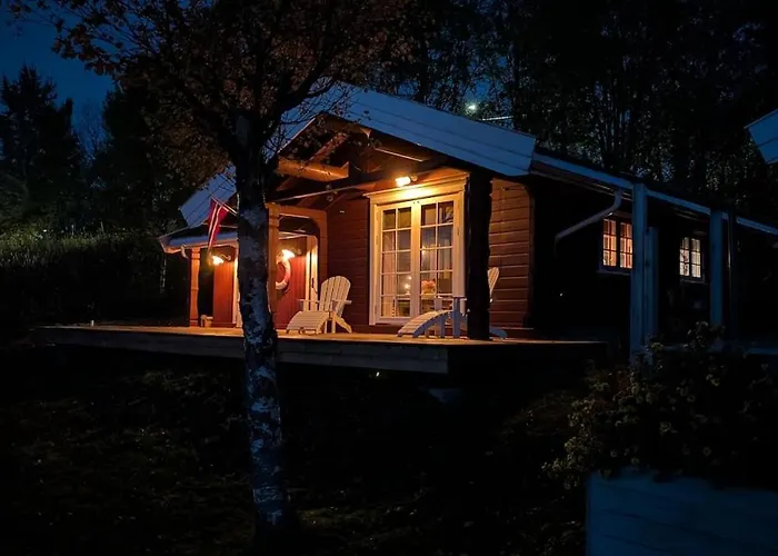 With Sea View, Northern Lights And Midnight Sun 나르비크